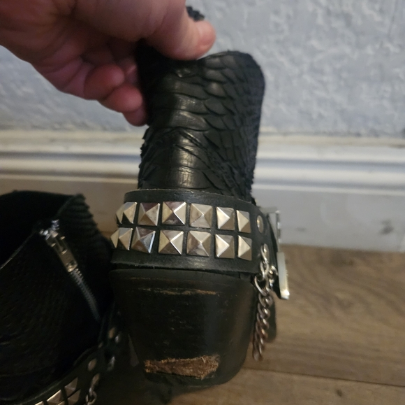 SOLD - Picture 9 of 13